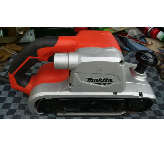 Ленточная шлифмашина Makita M9400 в Екатеринбурге