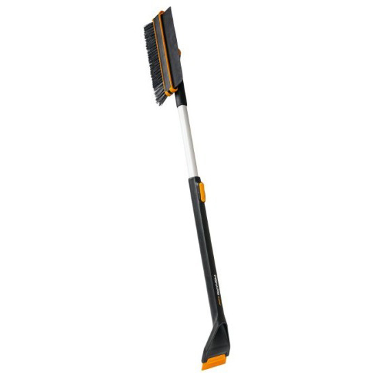 Щетка со скребком Fiskars автомобильная телескоп. X-series 96-121см 1078492 в Екатеринбурге 