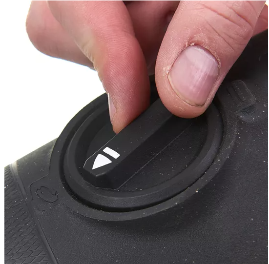 Аккумуляторная сабельная пила Milwaukee M18 FUEL FSX-0C 4933464724