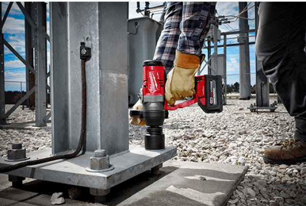 Аккумуляторный  гайковерт MILWAUKEE  M18 ONEFHIWF1-802X ONE-KEY FUEL 1" 4933459733