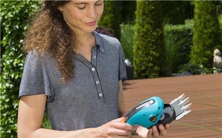 Аккумуляторные садовые ножницы "Gardena" ClassicCut Li 09855-20.000.00 в Екатеринбурге