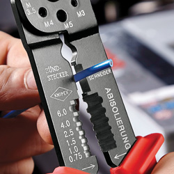 Пресс-клещи KNIPEX для резки и зачистки кабеля, опрессовки кабельных наконечников и штекеров, 3 гнезда, L-2 KN-9721215SB в Екатеринбурге 