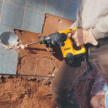 Отбойный молоток DeWalt D25330К D25330K-QS в Екатеринбурге