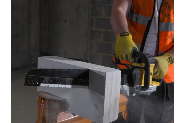 Пила лезвийная аллигатор DeWalt (DWE399) DWE399-QS в Екатеринбурге
