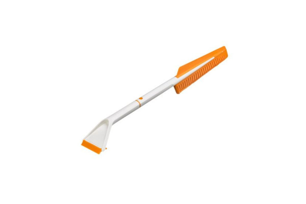 Щетка со скребком Fiskars автомобильная SnowXpert 1019352 в Екатеринбурге 
