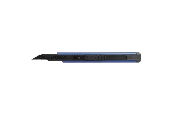 Нож с сегментным лезвием WORKPRO 9мм. с автофиксатором  WP212012