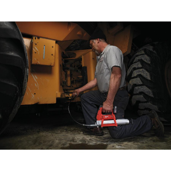 Шприц для смазки Milwaukee M12 GG-0
