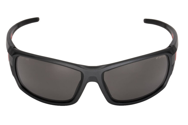 Очки защитные Milwaukee PERFORMANCE (затемненные) 4932471884