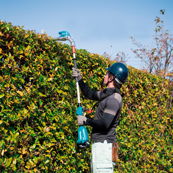 Аккумуляторный кусторез Makita DUN500WZ в Екатеринбурге