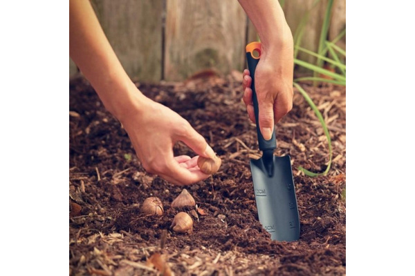 Совок для рассады Fiskars Ergo 1027018 в Екатеринбурге 