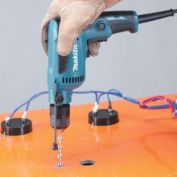 Безударная дрель Makita DP2011 в Екатеринбурге