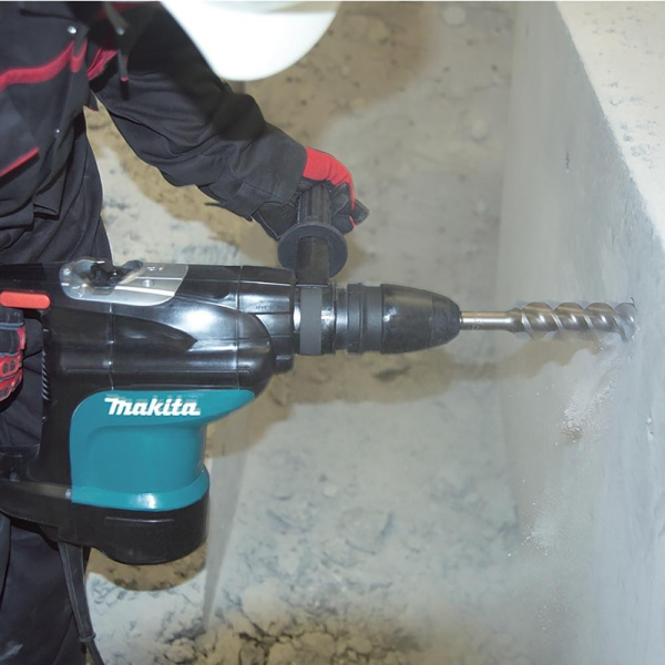 Перфоратор "MAKITA" HR4510C в Екатеринбурге