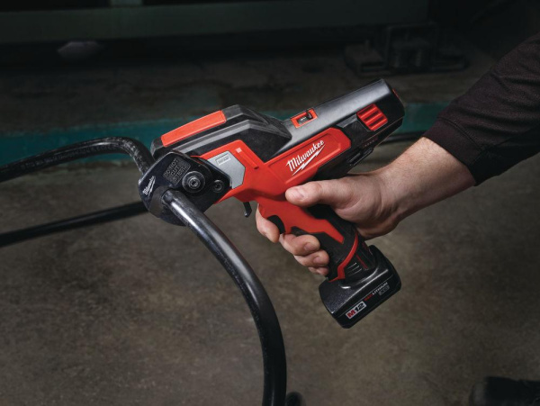 Акк. кабелерез Milwaukee M12 CC-0