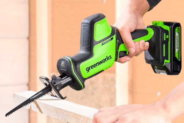 Пила сабельная компактная аккумуляторная Greenworks 1200507 в Екатеринбурге