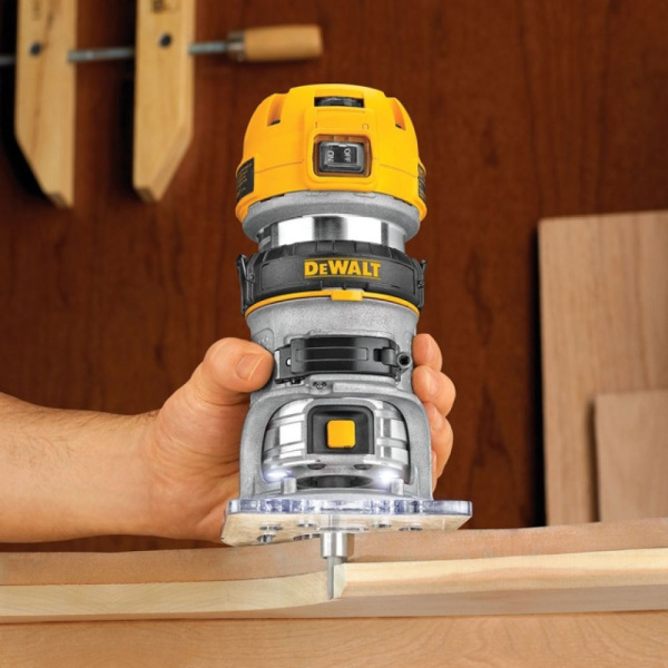 Кромочный фрезер "DeWalt" D26200 D26200-QS в Екатеринбурге
