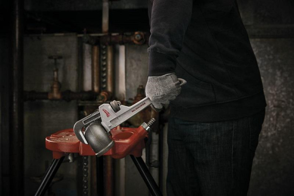 Трубный ключ Milwaukee 12" ALUMINUM