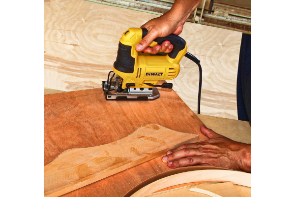 Лобзик DeWalt DWE349-QS в Екатеринбурге
