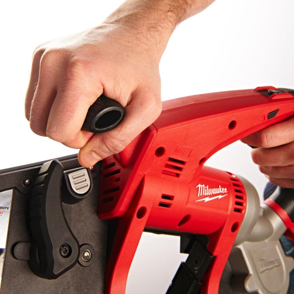 Акк. ленточная пила Milwaukee HD18 BS-0