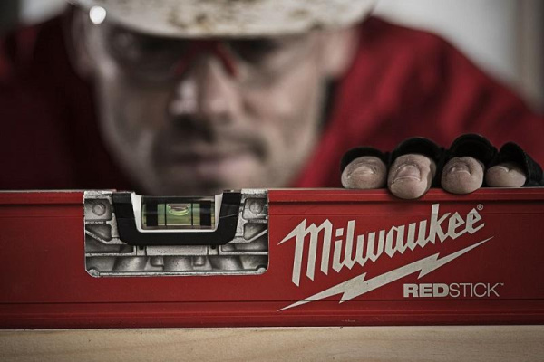 Уровень Milwaukee REDSTICK Backbone 60