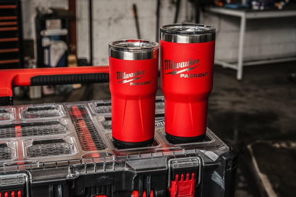 Термокружка MILWAUKEE PACKOUT 887мл 4932479075