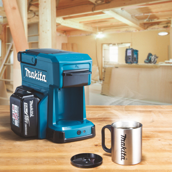 Аккумуляторная кофеварка MAKITA DCM501Z в Екатеринбурге