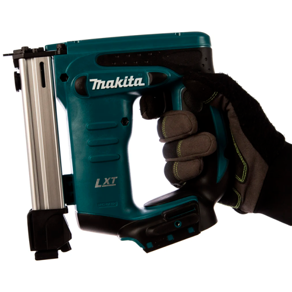 Аккумуляторный степлер Makita DST221Z в Екатеринбурге