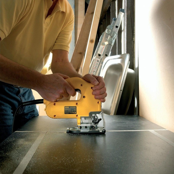Лобзик "DeWalt" DW341К DW341K-QS в Екатеринбурге