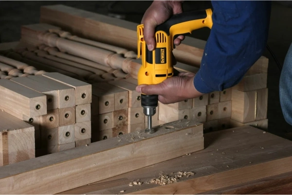 Ударная дрель DeWalt DWD024S в Екатеринбурге