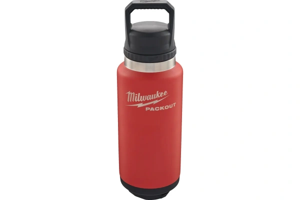 Термос красный  MILWAUKEE PACKOUT CHUG LID 1065 мл	4932493467