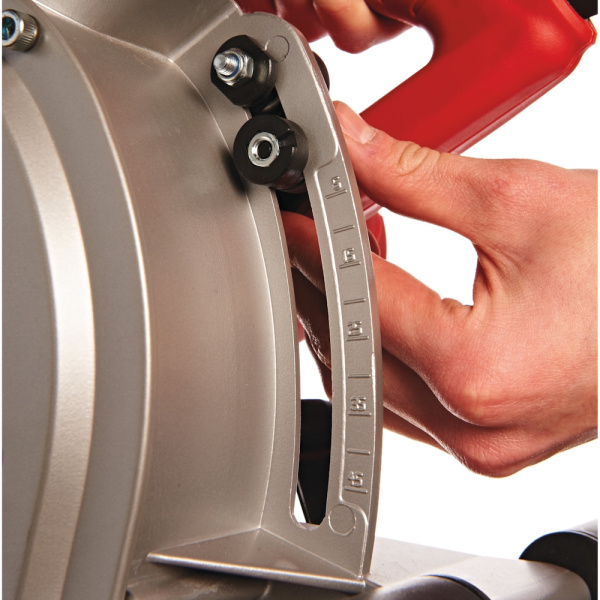 Штроборез Milwaukee WCS 45