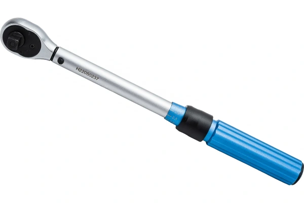 Ключ динамометрический HOEGERT 3/8 10-60 Nm  HT1W711